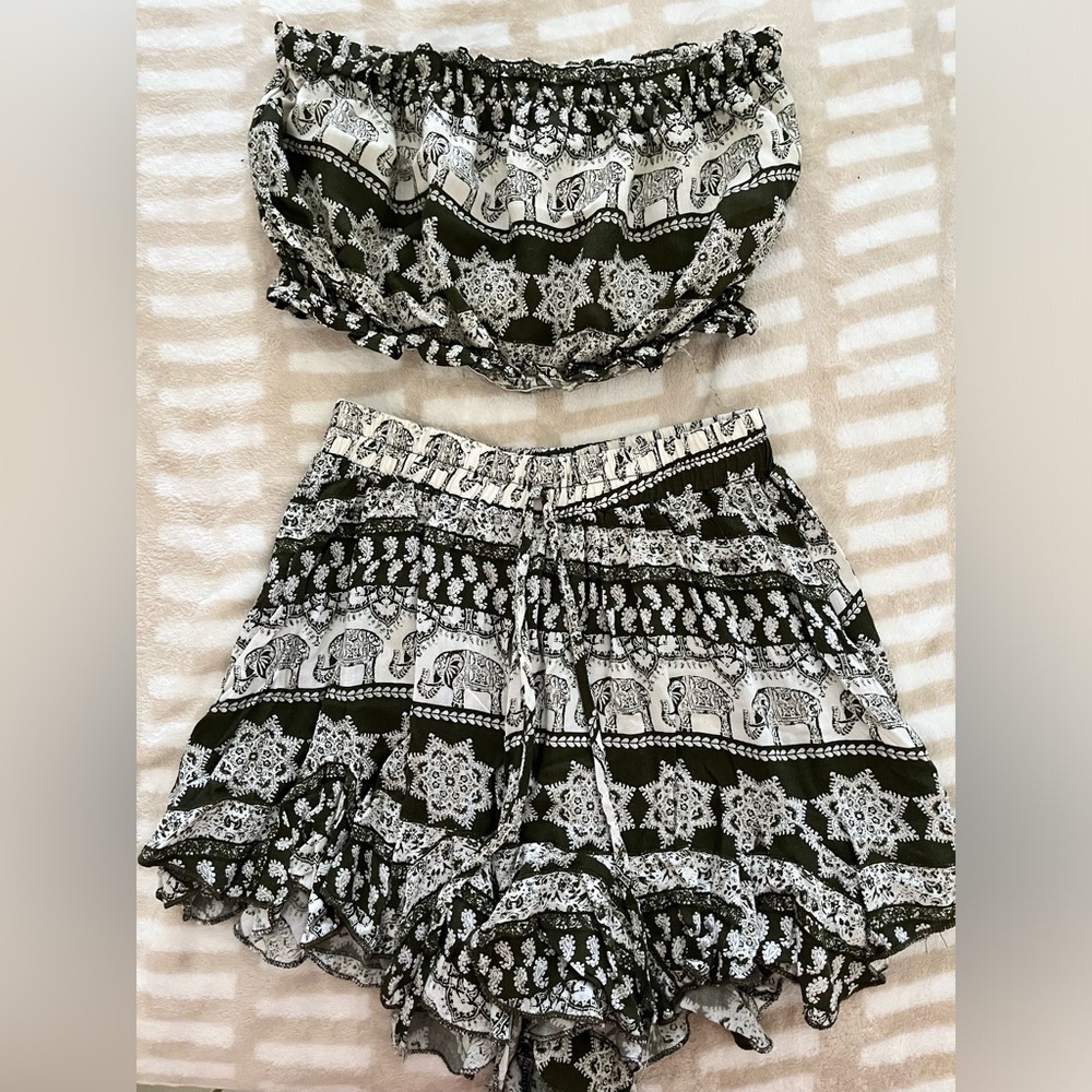 green and white elephant print two piece set!